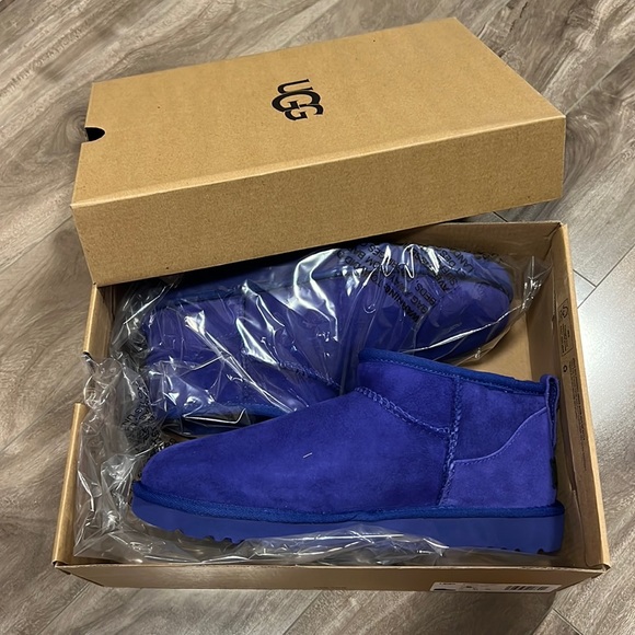 🔥🔥UGG classic ultra mini shearling bootie
